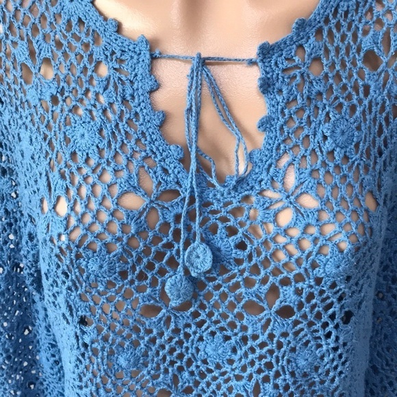 Blue Crochet Long Sleeve Top BFA Classics - Picture 2 of 5